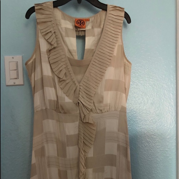 Dress - Picture 1 of 7